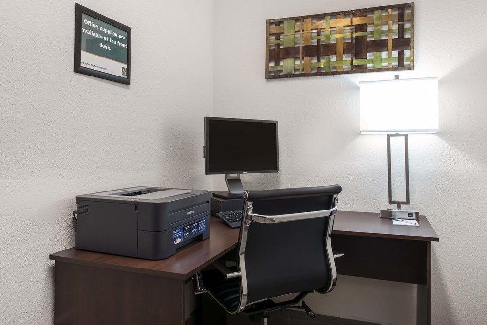 Quality Inn & Suites Anderson I-69 Εξωτερικό φωτογραφία
