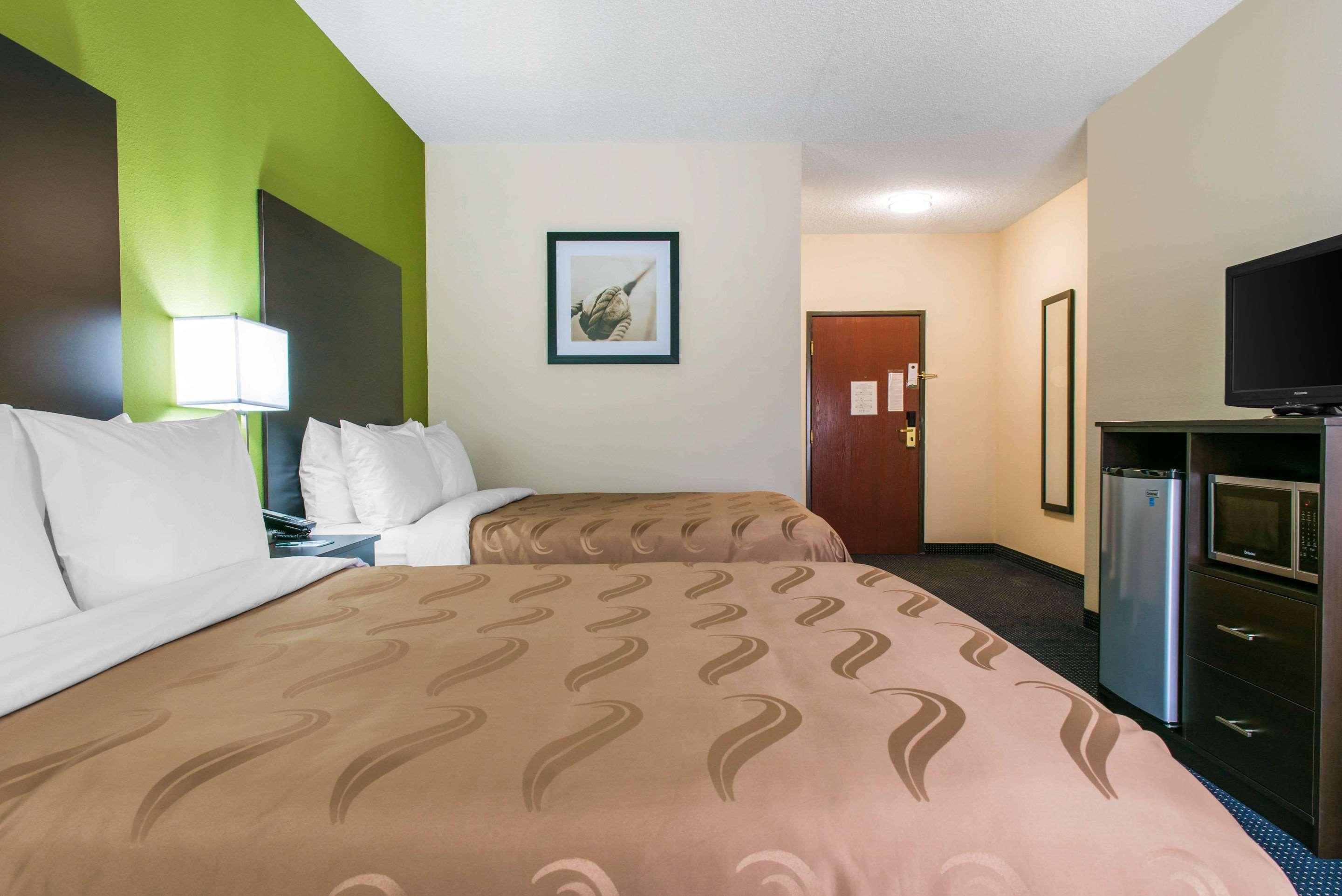 Quality Inn & Suites Anderson I-69 Εξωτερικό φωτογραφία