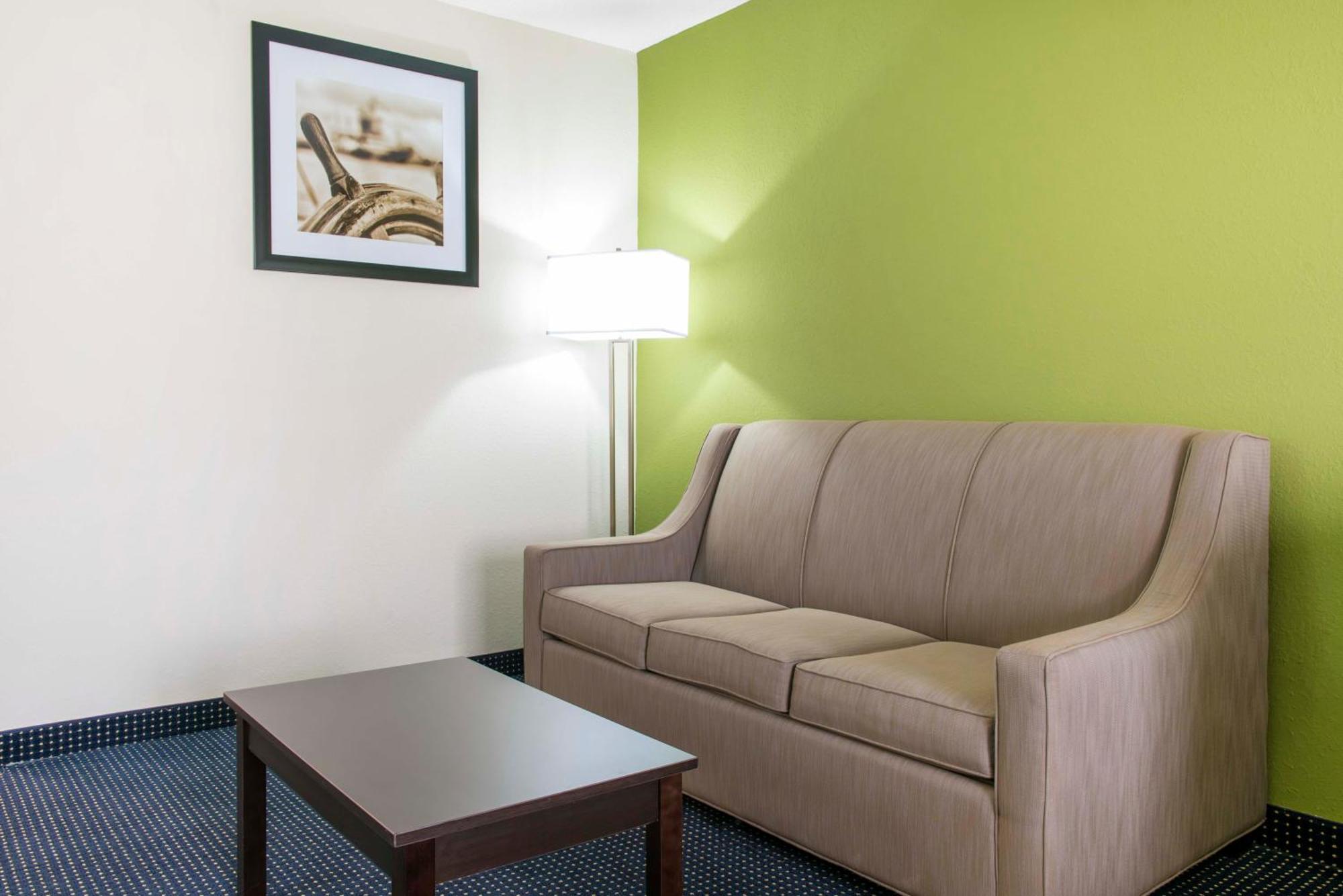 Quality Inn & Suites Anderson I-69 Εξωτερικό φωτογραφία
