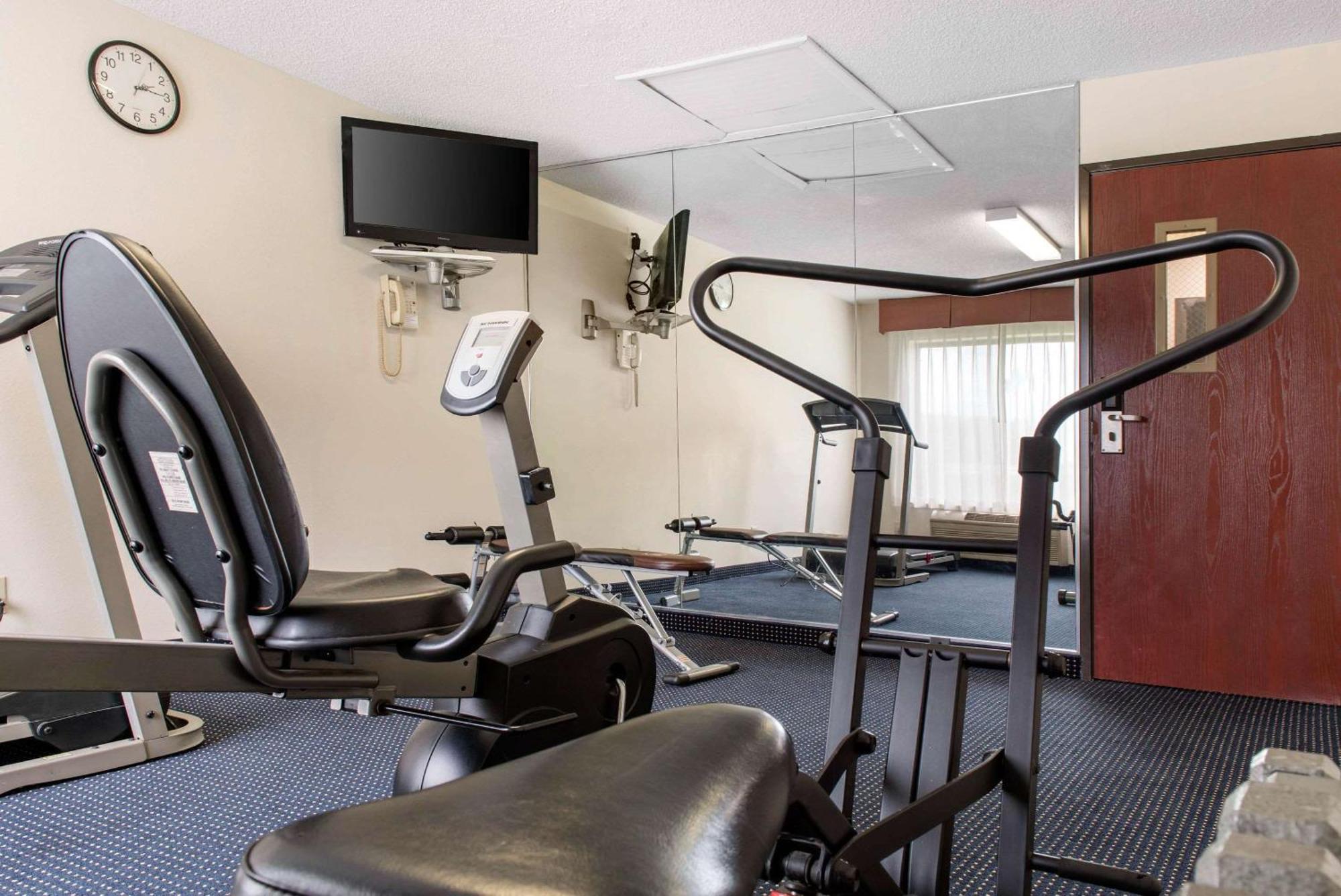 Quality Inn & Suites Anderson I-69 Εξωτερικό φωτογραφία