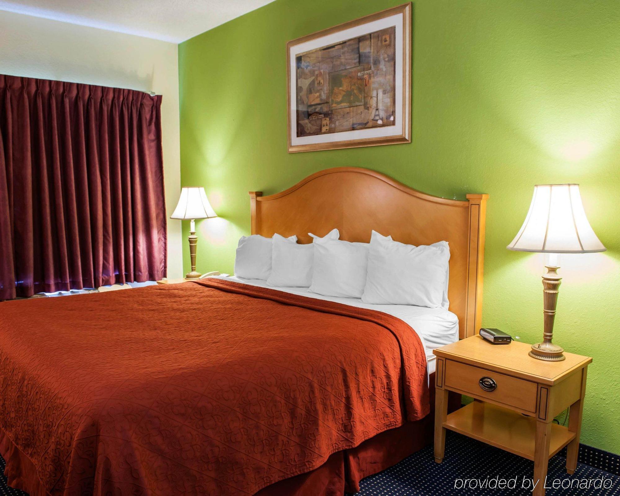 Quality Inn & Suites Anderson I-69 Εξωτερικό φωτογραφία